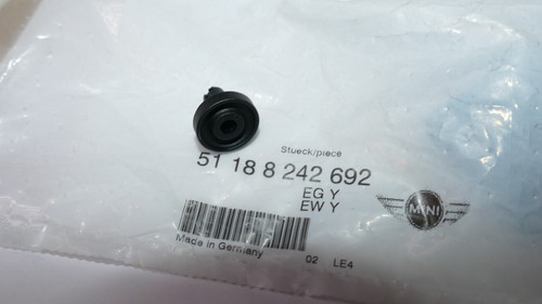 Mini plug nut for - in, licence